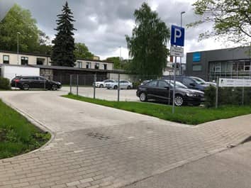 FN-SERVISS autostāvvieta klientiem