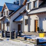 Konteineris plastmasas 655x520x570, 108L, dzeltens (Sālim)