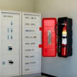 Plastikāta ugunsdzēsības aparāta kaste REGON 12KG 865x335x240, d170-190